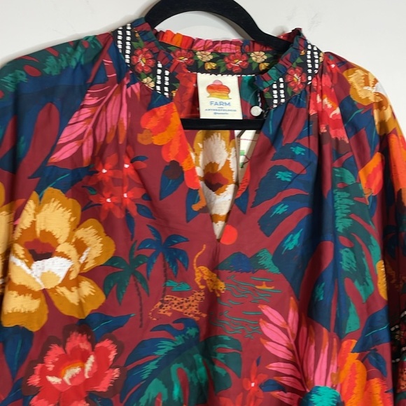 Farm Rio | Dark Floral V-Neck Poplin Blouse Size Large NWT - Picture 3 of 7